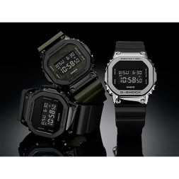 Casio GM-5600B-3ER