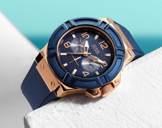 Guess W0247G3