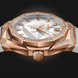 Hublot 550.OS.2200.RW.1804.ORL20 (1481232) с бр. на рем