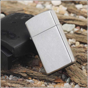 1607 Зажигалка ZIPPO Slim, латунь/сталь с покрытием Street Chrome, серебристый