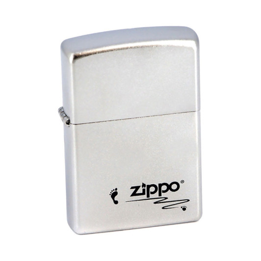 205 Зажигалка ZIPPO Footprints, латунь/сталь с покрытием Satin Chrome, серебристый