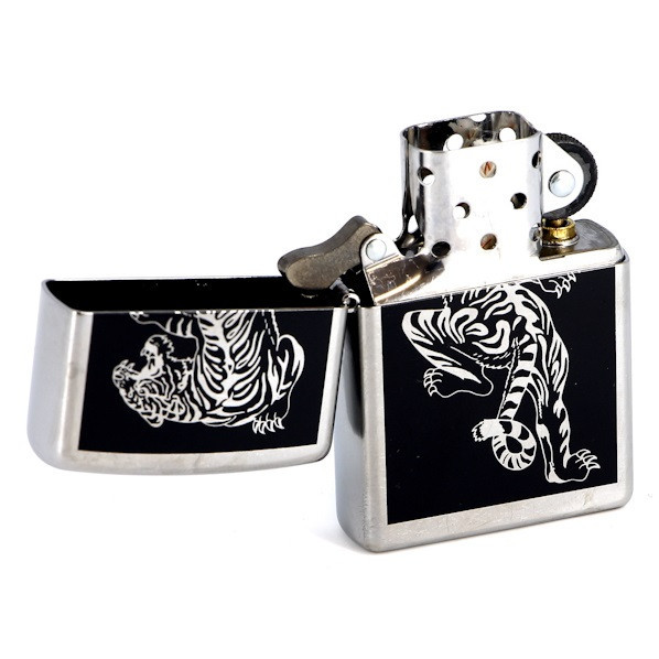 207 Зажигалка ZIPPO Tigre, латунь/сталь с покрытием Brushed Chrome