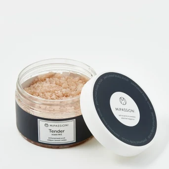 Скраб парфюмированный, шафран, ваниль, амбра / Tender MiPASSiON 250 мл