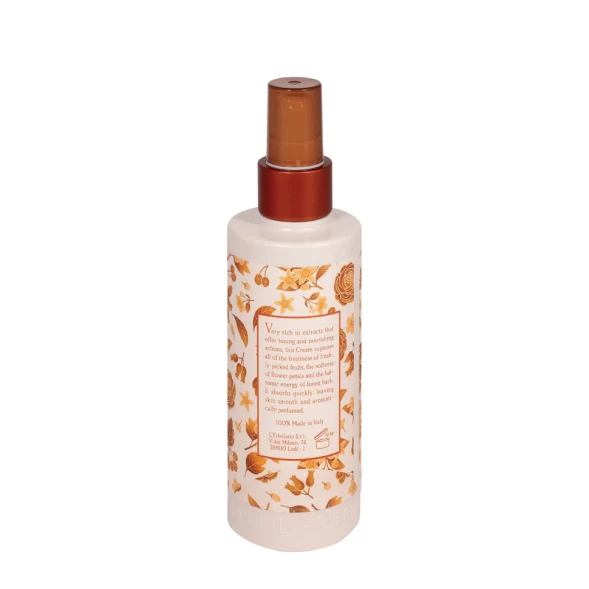 Крем-флюид увлажняющий для тела / Berries Flowers Wood Fluid Body Cream 200 мл