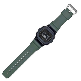 Casio GM-5600B-3ER
